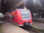 425 Doppeltraktion als RE 8 in Mnchengladbach Hbf am 16.08.2005