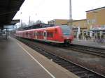 Triebzug 425 138-5, RB61 nach Kaiserslautern, steht 20/01/2006 auf Gleis Eins im Hauptbahnhof Homburg (Saar).