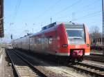 425 006 stand am 20.03.2011 in Stendal und wartete auf den Einsatz.