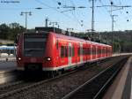 08.04.2011: 425 229-2 der S-Bahn Rhein-Neckar erreicht als S3 von Karlsruhe nach Heidelberg den Bahnhof Bruchsal.