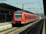 23.04.2011: 425 215-1 und ein weiterer 425 haben als S2 aus Mosbach (Baden) ihren Zielbahnhof Kaiserslautern Hbf erreicht.
