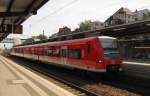 S-Bahn Rhein-Neckar 425 211-0  Bruchsal  als S 38226 (S 2) von Mosbach (Baden) nach Kaiserslautern Hbf, in Neustadt (Weinstr) Hbf; 07.05.2011