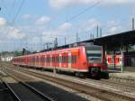 BR 425 als RB48 nach Wuppertal Hauptbahnhof im Hauptbahnhof Solingen.(9.7.2012) 