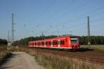 425 007-2 fhrt als Regionalbahn nach Schnebeck-Salzelmen ber Magdeburg Hbf in den Bahnhof Angern-Rogtz ein.