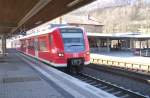 425 081 war am 21.03.2005 als RB 89 nach Warburg in Altenbeken anzutreffen