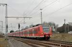 Bei der Ausfahrt aus Rheydt ist der 425 039-5 auf der RE8 nach Koblenz zu sehen.