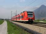 Die 425 125 als RB nach Kufstein am 21.04.2013 unterwegs bei Niederaudorf.