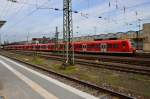 Ein RE 8 Zug steht im Koblenzer Hbf, diesmal endet seine Fahrt schon in Pulheim wegen Bauarbeiten zwischen Pulheim und Grevenbroich statt in Mnchengladbach.21.9.2013