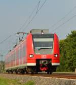 RB 33 nach Aachen, der 425 568 ist hier kurz vorm BÜ Am Chur/In der Schley am Abend des 24.6.2014