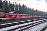 425 147-6 steht als RB in Richtung Gemünden in Jossa am 25.02.15.