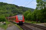 425 711-8 bei der Einfahrt in Neckargerach auf ihrem Weg nach Osterburken als S1 am Sonntag den 17.5.2015