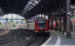 Ein Nachschuss von der Rhein Niers Bahn (RB33) steht im Aachener-Hbf bereit zur Abfahrt nach Duisburg-Hbf.