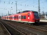 425 624-4 am 17.02.2007 bei der Einfahrt in den Karlsruher HBF.