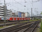 425 145 fährt am 14.06.2016 als RB 58269 nach Schweinfurt Hbf aus dem Würzburger Hbf aus.