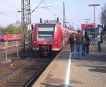 425 108/608 bei der Einfahrt von Aachen West am 12.04.2007 als RB 33.