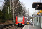 Ein Nachschuss von der Rhein Niers Bahn RB33 aus Aachen-Hbf nach Mönchengladbach-Hbf und kommt aus Richtung