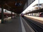 RB 12315 fhrt am 28.04.07 auf Gleis 12 Nord in den Trier Hauptbahnhof ein.