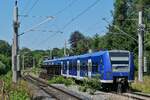 Auf der Fahrt von Friedrichshafen Hafen nach Aulendorf überqueren 426 542-7 und ein weiterer Triebwagen der Bodensee-Oberschwaben-Bahn als RB 91 / 87570 im Schussentobel bei Kilometer 159.0 die