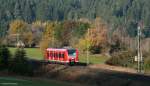 Die Sonne  kam erst wenige Augenblicke ber die Schienen als 426 009-7 als RE 19603 (Stuttgart Hbf-Schaffhausen) vor meiner Linse bei Mhringen durchfuhr 27.10.09