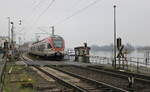 VIAS 302 A (94 80 0427 150-8 D-VIAS) als VIA 25014 von Frankfurt (M) Hbf nach Neuwied, am 15.02.2023 in Rüdesheim (Rhein).