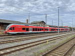 Der FLIRT 429 526-7 steht im Bahnhof von Stralsund abgestellt am 26.