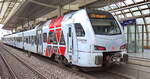 429 111 steht am 20. Mai 2023 im Bahnhof Ludwigshafen-Mundenheim.