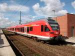 429 028,der einzige Flirt mit Stdtename,am 19.August 2010 als RE 33310 Binz-Stralsund in Bergen/Rgen.