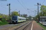 440 104 mit Ag 84466 nach Parsberg bei der Ausfahrt in Regensburg-Prfening, 19.04.2011