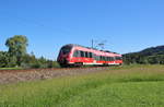 Zwischen Unterammergau und Oberammergau ist der  Babyhamster  442 010 als RB Murnau - Oberammergau unterwegs.