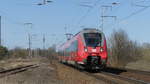 Eine 442-Leerfahrt durchfährt die Berliner Wuhlheide gen Süden.