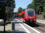 442 254 DB als RE9 von Aachen-Hbf nach Siegen-Hbf und kommt aus Richtung Aachen-Hbf und fährt durch Aachen-Eilendorf in Richtung Köln.
Aufgenommen vom Bahnsteig 2 in Aachen-Eilendorf. 
Bei Sommerwetter am Mittag vom 14.6.2019.