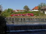 Ein 442 als RE nach Regensburg am 25.04.2020 unterwegs bei Moosburg.