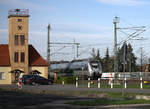 442 006 als S-Bahn aus Richtung Leipzig  nach Hoyerswerda.