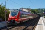 Hamsterbacken im Doppelpack - 442 257 / 757 und 442 756 / 256 zwei gekuppelte vierteilige Talent 2 als RE 9 (rsx - Rhein-Sieg-Express) Siegen - Kln - Aachen fahren hier am 08.09.2012 vom Bahnhof