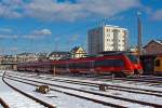 Ein 5-teiliger Bombardier Talent 2, 442 802 / 302 des rsx - Rhein-Sieg-Express ist am 10.02.2013 im Hbf Siegen abgestellt.