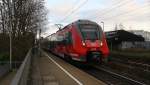 442 758 DB  kommt aus Köln nach Aachen-Hbf und fährt durch Kohlscheid aus Richtung Herzogenrath und fährt die Kohlscheider-Rampe hoch nach Aachen-West.