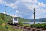 Alpha Trains Europa 460 002/502, vermietet an Transregio, als RB 26 (25427)  Mittelrheinbahn  Köln Messe/Deutz - Mainz Hbf (zwischen Boppard und Spay, 07.07.17).