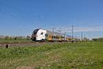 462 061 und ein weiterer Triebzug als RE 1 passieren auf dem Weg nach Aachen Kamen-Westick (20.04.2022)