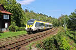 DB 3442 208 fährt als RE14b von Stuttgart nach Böblingen und passiert hier den ehemaligen Bahnhof Heslach. (15.08.2023)