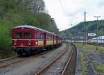 SVG: 1. Abschiedsfahrt mit dem  Roten Heuler  ET 65 zur Eisenbahn-Erlebniswelt Horb am Neckar.  Auf dem hintersten Geleise des Bahnhofs HORB wartete der Sonderzug bestehend aus dem 865 611-8 und dem 465 065-7 am 25. April 2015 auf die abendliche Rückfahrt nach Stuttgart Hbf.
Foto: Walter Ruetsch
 