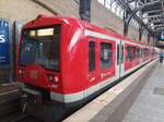 BR 474 130 als Leerzug der S Bahn Hamburg am 26.07.21 in Hamburg Hbf 
