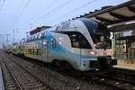 4110 612 mit IC 2175(Warnemünde-Dresden)kurz vor der Ausfahrt im Rostocker Hbf.09.01.2021 