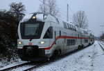 4110 112 als IC 2177(Warnemünde-Dresden)bei der Durchfahrt in Rostock-Marienehe.05.12.2021