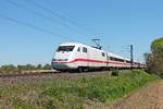 Nachschuss auf 401 584-8  Bruchsal , als dieser am 05.05.2016 bei Scherzingen auf der Rheintalbahn von der Schweiz nach Norddeutschland unterwegs war und in kürze einen Zwischenstop in Freiburg