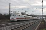 Am 11.12.2016 fuhr 401 577-2  Rendsburg  von der Schweiz nach Norddeutschland, als dieser durch den Bahnhof von Müllheim (Baden) fuhr.
