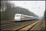 Am 18.03.2006 kam um 15.45 Uhr dieser ICE 1 in Richtung Münster fahrend durch den Bahnhof Natrup Hagen.