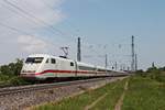 Am Vormittag des 25.05.2019 fuhr 401 088-0  Hildesheim  durch den Bahnhof von Heitersheim im Markgräflerland in Richtung Schweiz.