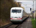 Dieser unbekannte 401er durchfährt als ICE 1126 nach Kiel den Bahnhof von Ascheberg(Westf) in Richtung Norden.