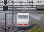 DB - ICE 401 075-7 unterwegs im Bahnhofsareal in Muttenz am 23.04.2016