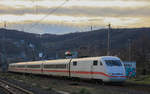 Am 14.01.2021 fuhr 401 083/401 574 als ICE928 nach Hamburg-Altona durch Wuppertal-Steinbeck.